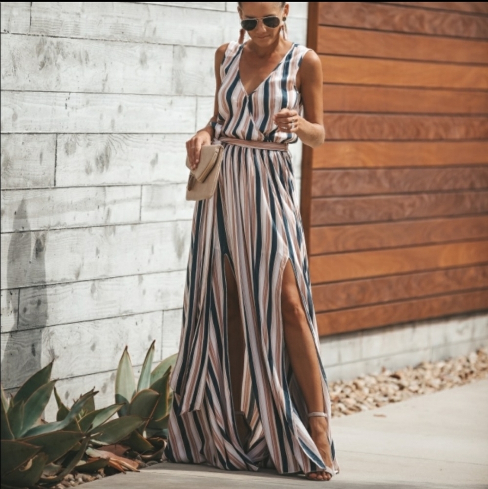 Vici Collection Katriane Maxi Dress Size Small